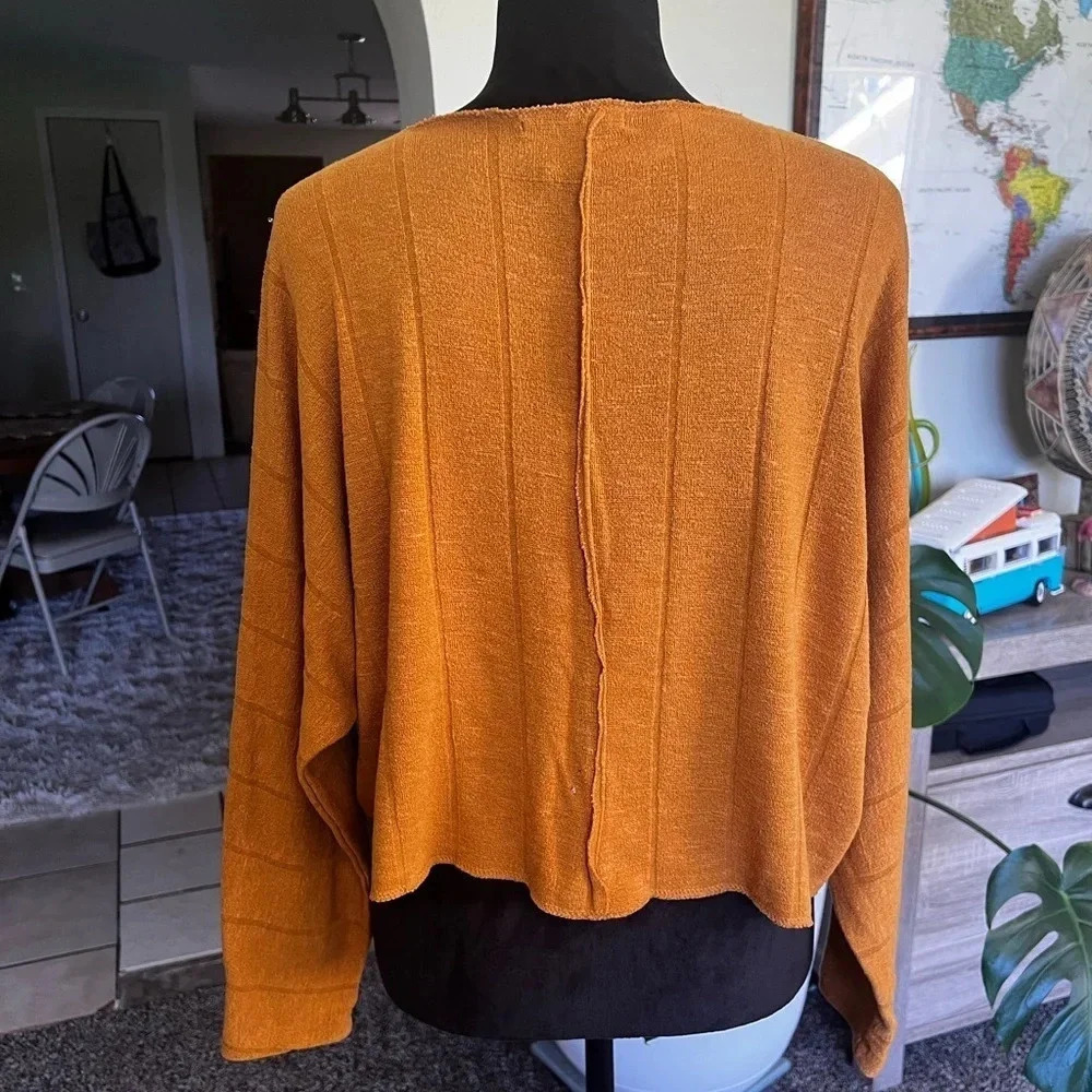 Forever 21 oversized cropped top - Picture 4 of 8